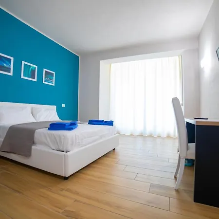 Aurora Bed And Breakfast Ciro Marina Exterior photo