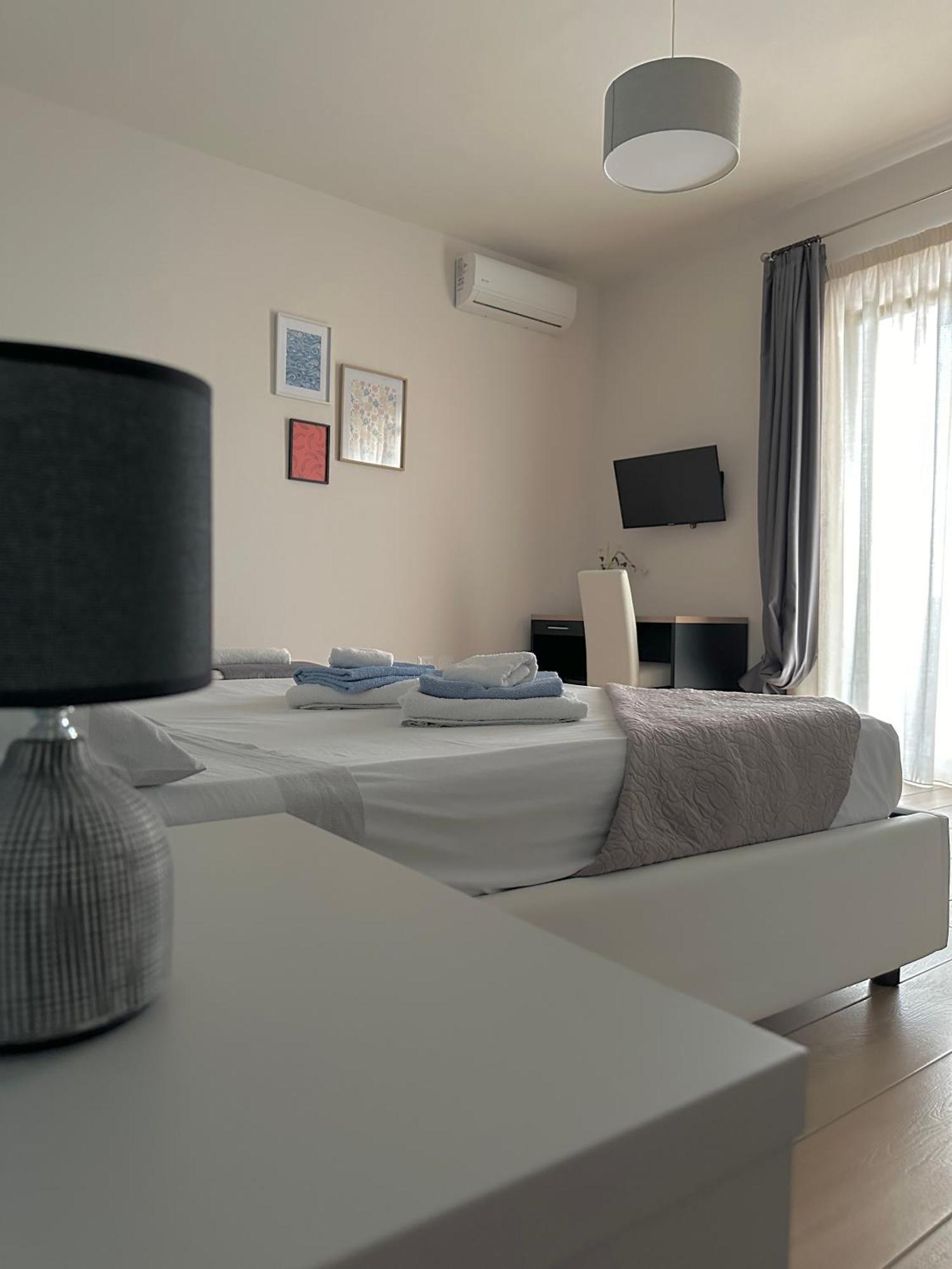 Aurora Bed & Breakfast Ciro Marina